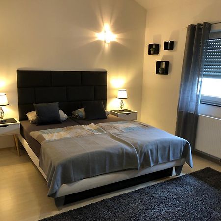 Pension Am Roemerhof Münzenberg Esterno foto